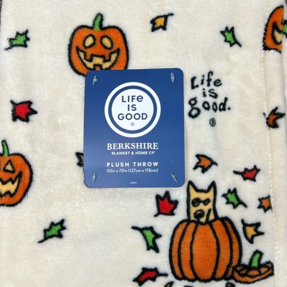 PETS - Life is Good - ‘Thanksgiving - cream’ throw. 50“ x 70“. NWT - Picture 1 of 3